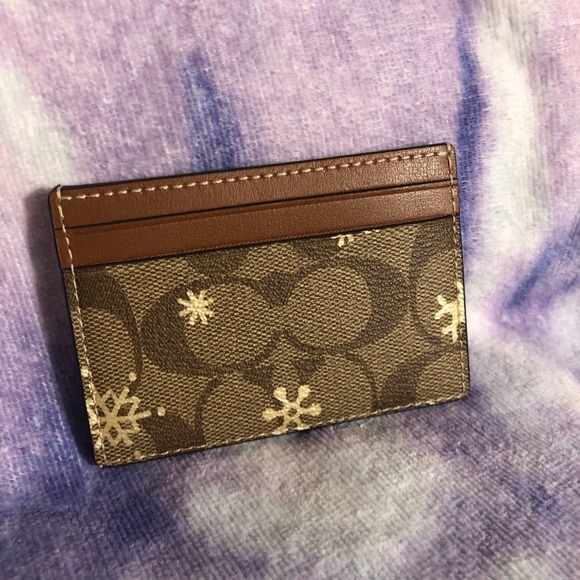 Coach Card Holder Snowflake - Picture 13 of 16